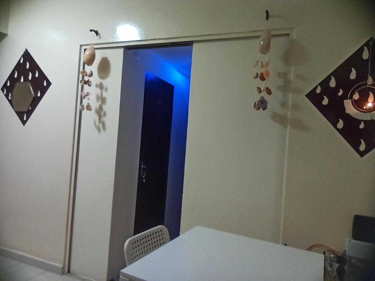 Moon Backpackers , Al Rigga , Partition For Couples And For Singles Lägenhet Dubai Exteriör bild