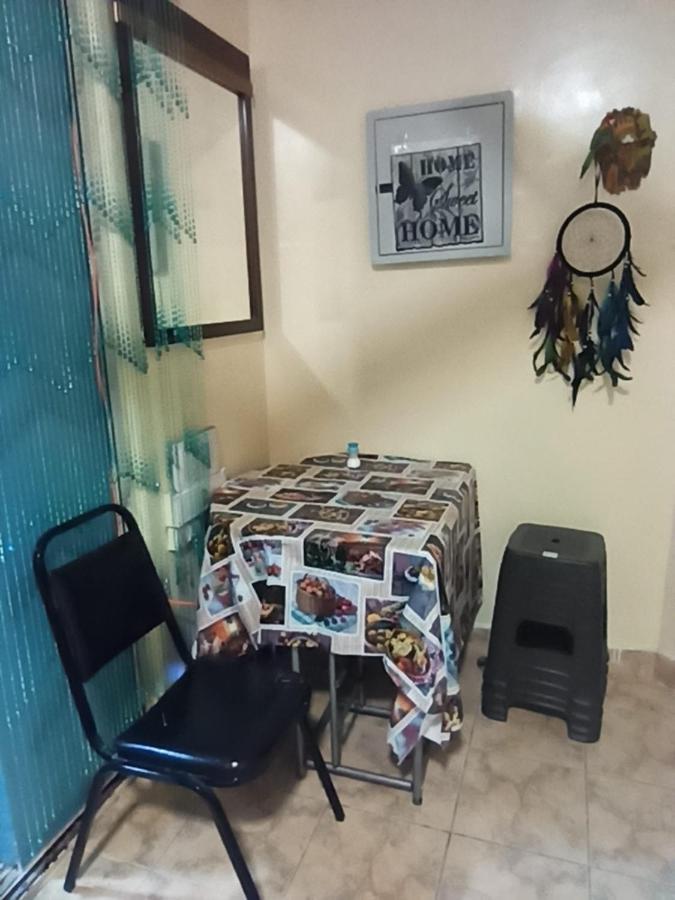 Moon Backpackers , Al Rigga , Partition For Couples And For Singles Lägenhet Dubai Exteriör bild