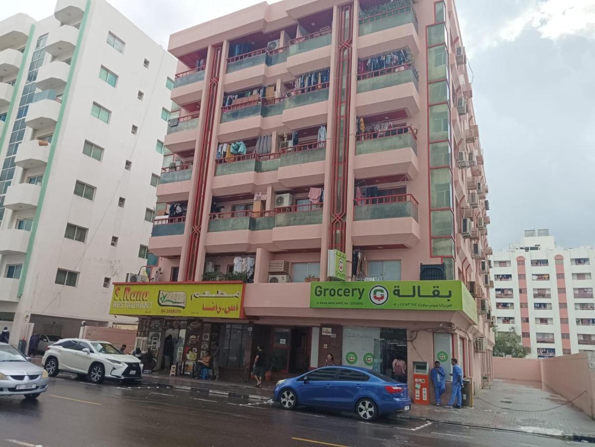 Moon Backpackers , Al Rigga , Partition For Couples And For Singles Lägenhet Dubai Exteriör bild