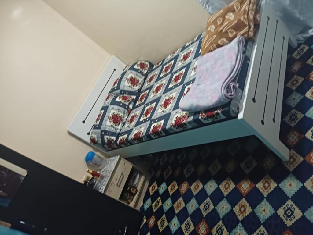 Moon Backpackers , Al Rigga , Partition For Couples And For Singles Lägenhet Dubai Exteriör bild