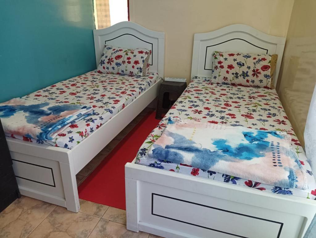 Moon Backpackers , Al Rigga , Partition For Couples And For Singles Lägenhet Dubai Exteriör bild