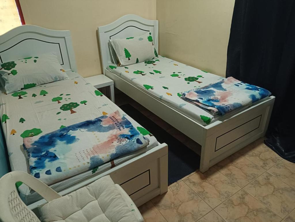 Moon Backpackers , Al Rigga , Partition For Couples And For Singles Lägenhet Dubai Exteriör bild